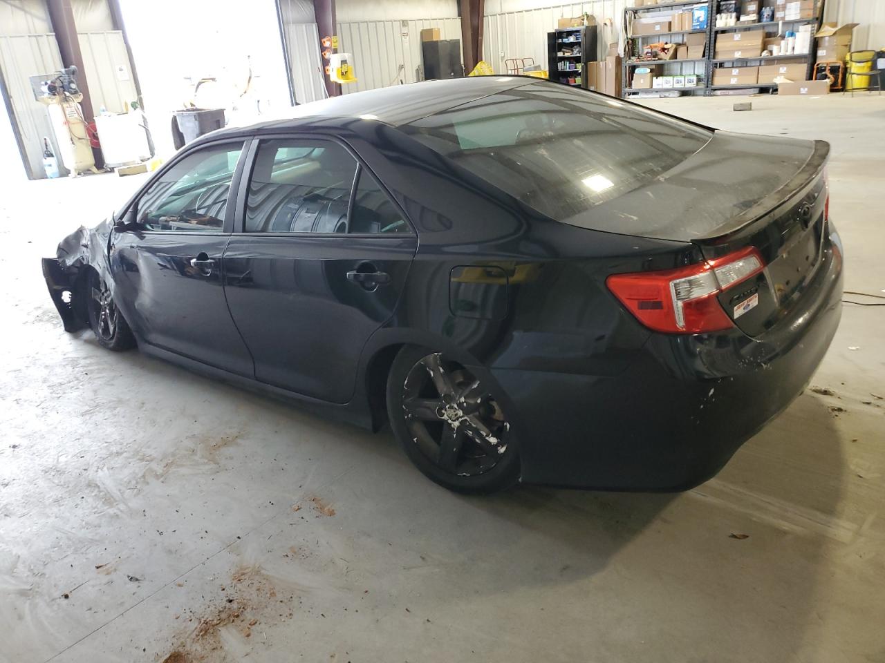 Obraz 2 z 2014 TOYOTA CAMRY L 2014 z VIN 4T1BF1FK2EU357360