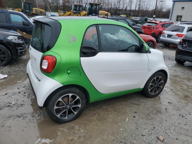 Obraz 3 z 2017 SMART FORTWO  2017 z VIN WMEFJ9BA8HK237046