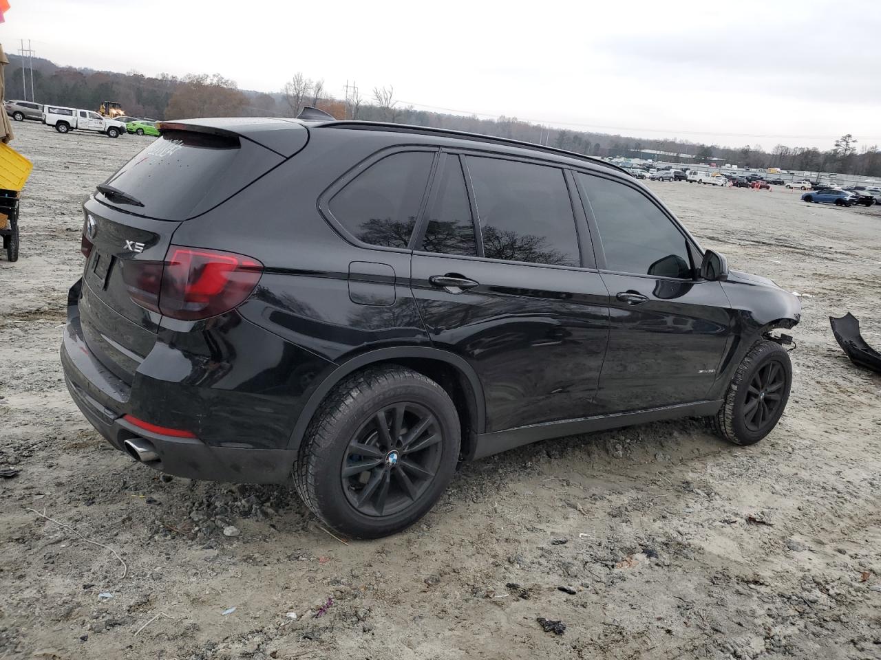 Obraz 3 z 2015 BMW X5 SDRIVE35I 2015 z VIN 5UXKR2C55F0H41305