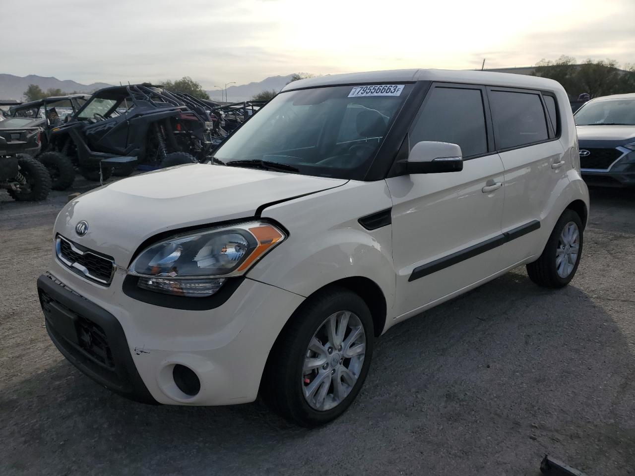 Изображение 1 2013 KIA SOUL + 2013 с VIN KNDJT2A62D7772006