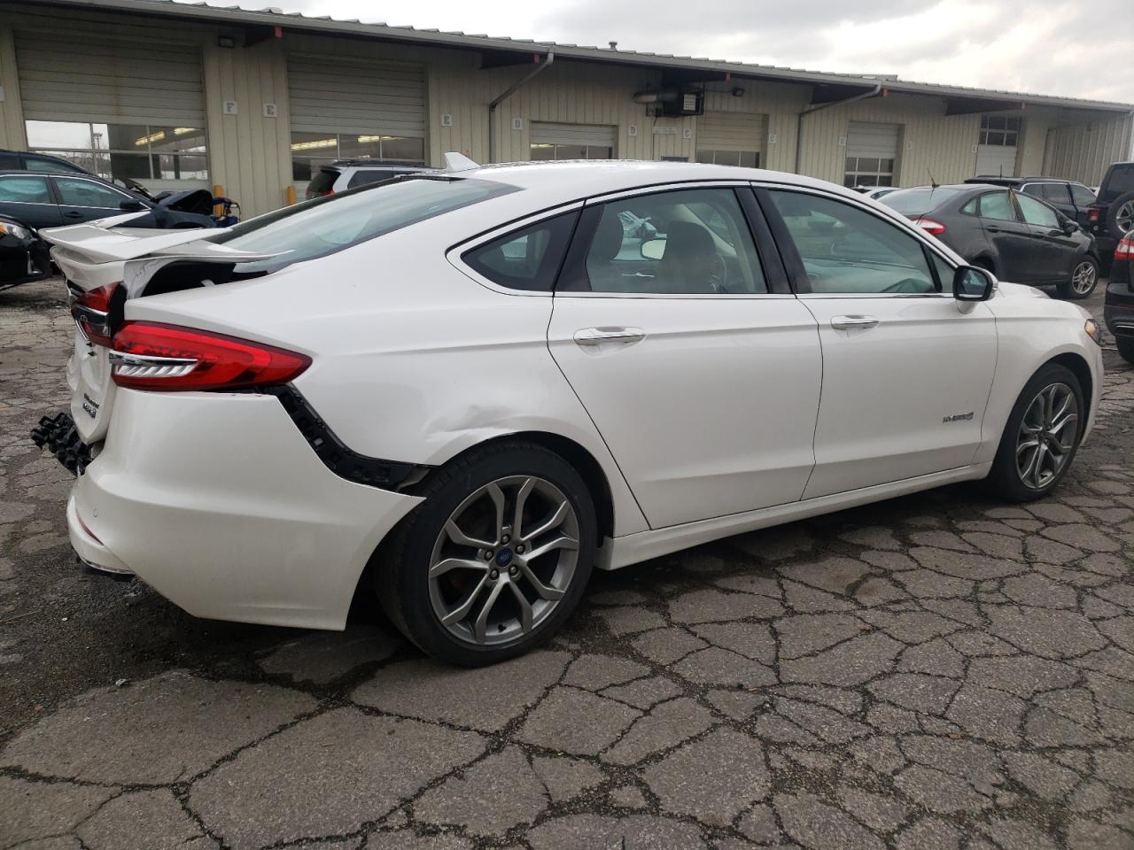 Изображение 3 2019 FORD FUSION TITANIUM 2019 с VIN 3FA6P0RU3KR100534