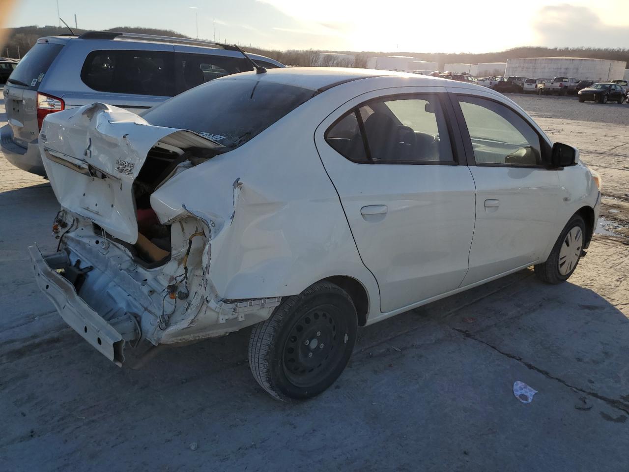 Image 3 of 2017 MITSUBISHI MIRAGE G4 ES 2017 with VIN ML32F3FJ0HH003487