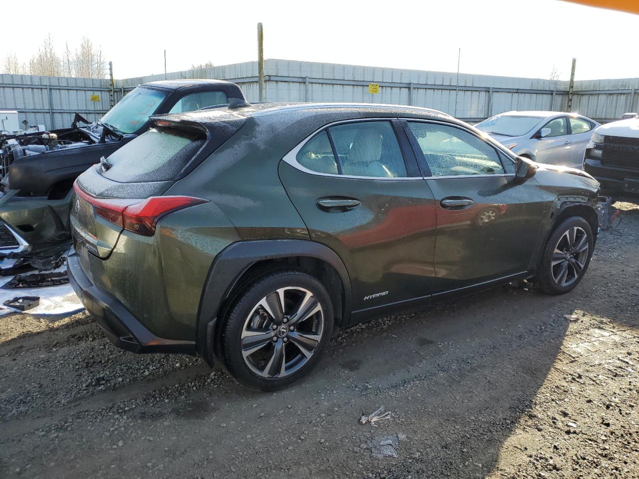 Image 3 of 2019 LEXUS UX 250H 2019 with VIN JTHU9JBH8K2004609