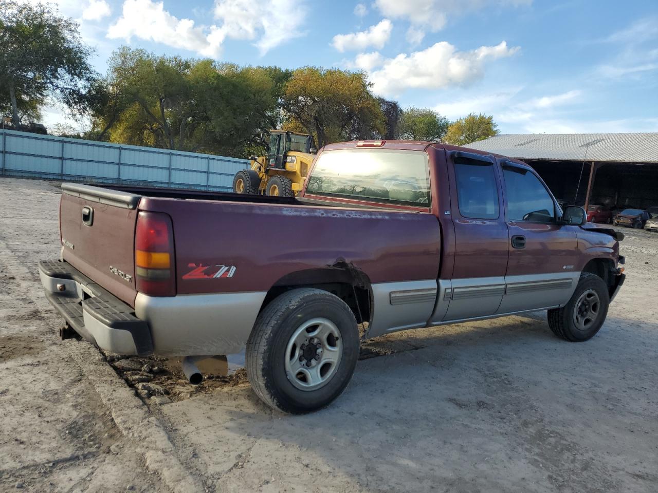 Изображение 3 2000 CHEVROLET SILVERADO K1500 2000 с VIN 1GCEK19T7YE137681