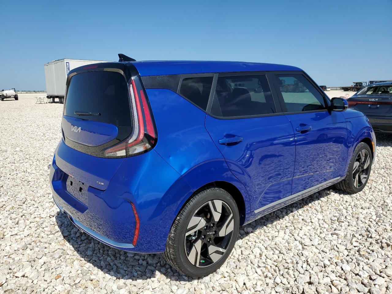 Image 3 of 2024 KIA SOUL GT LINE 2024 with VIN KNDJ53AU3R7218883