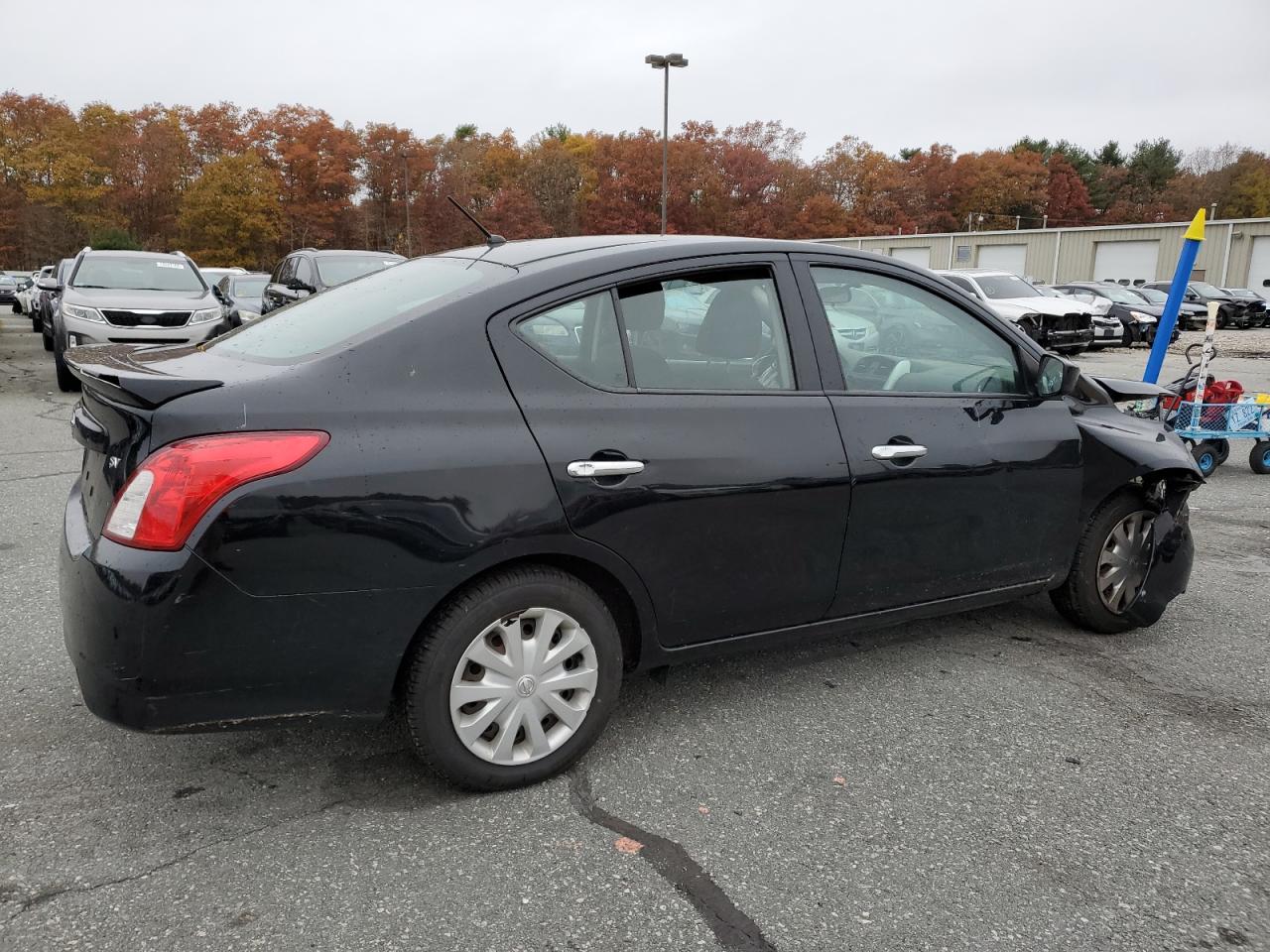 Изображение 3 2017 NISSAN VERSA S 2017 с VIN 3N1CN7AP3HL827303