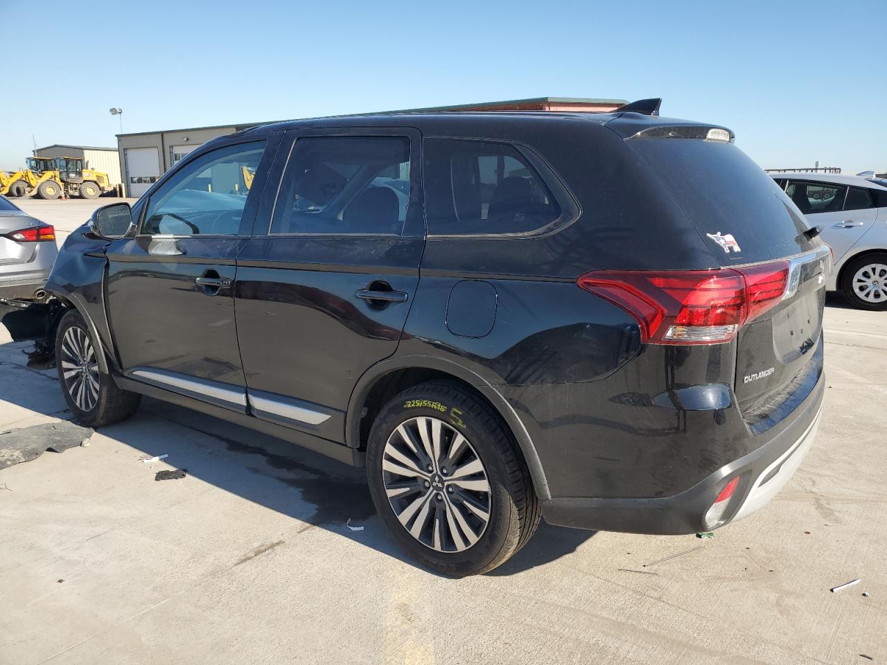 Obraz 2 z 2020 MITSUBISHI OUTLANDER SE 2020 z VIN JA4AD3A37LZ024115