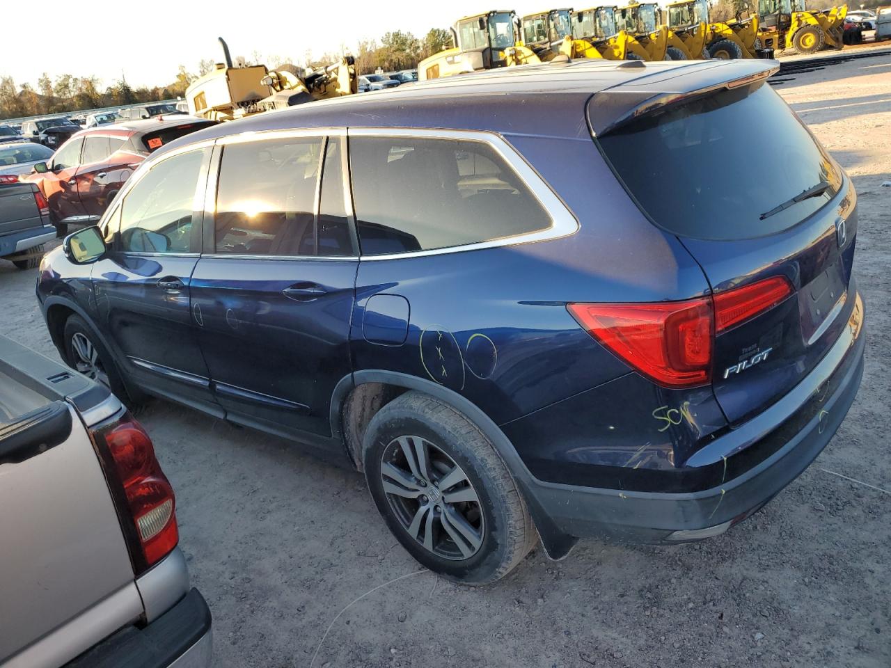 Image 2 of 2016 HONDA PILOT EXL 2016 with VIN 5FNYF5H6XGB026642