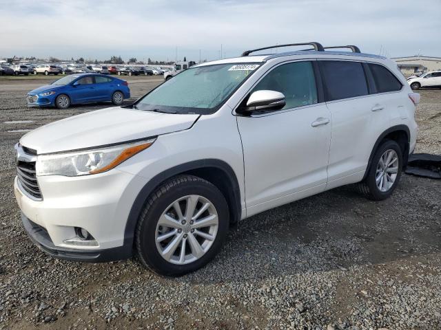 Image 1 of 2015 TOYOTA HIGHLANDER LIMITED 2015 with VIN 5TDDKRFH7FS096678