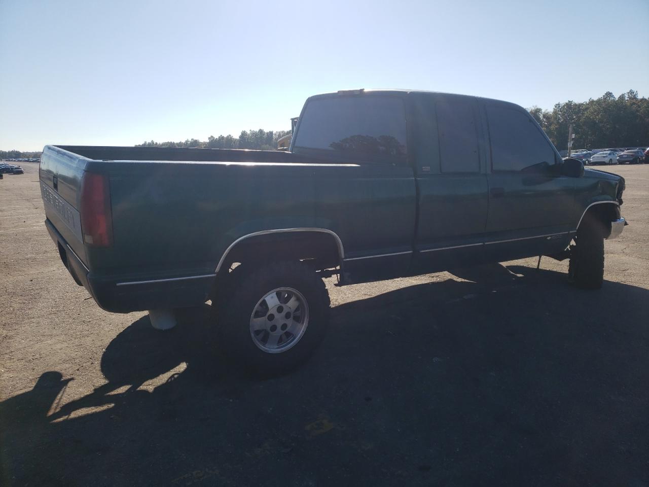 Image 3 of 1995 CHEVROLET GMT-400 C1500 1995 with VIN 2GCEC19H1S1121591