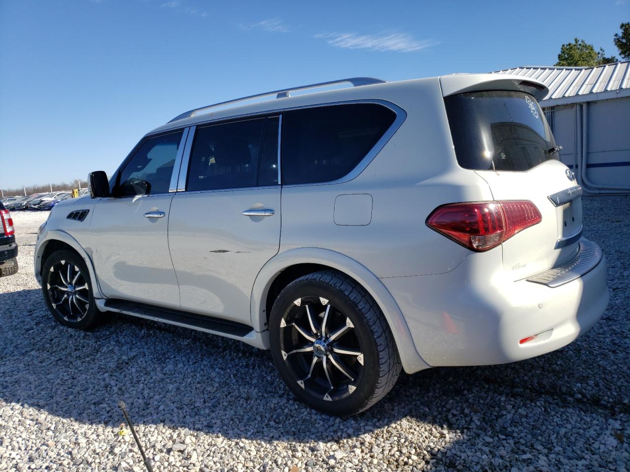 Obraz 2 z 2012 INFINITI QX56  2012 z VIN JN8AZ2NE6C9017979