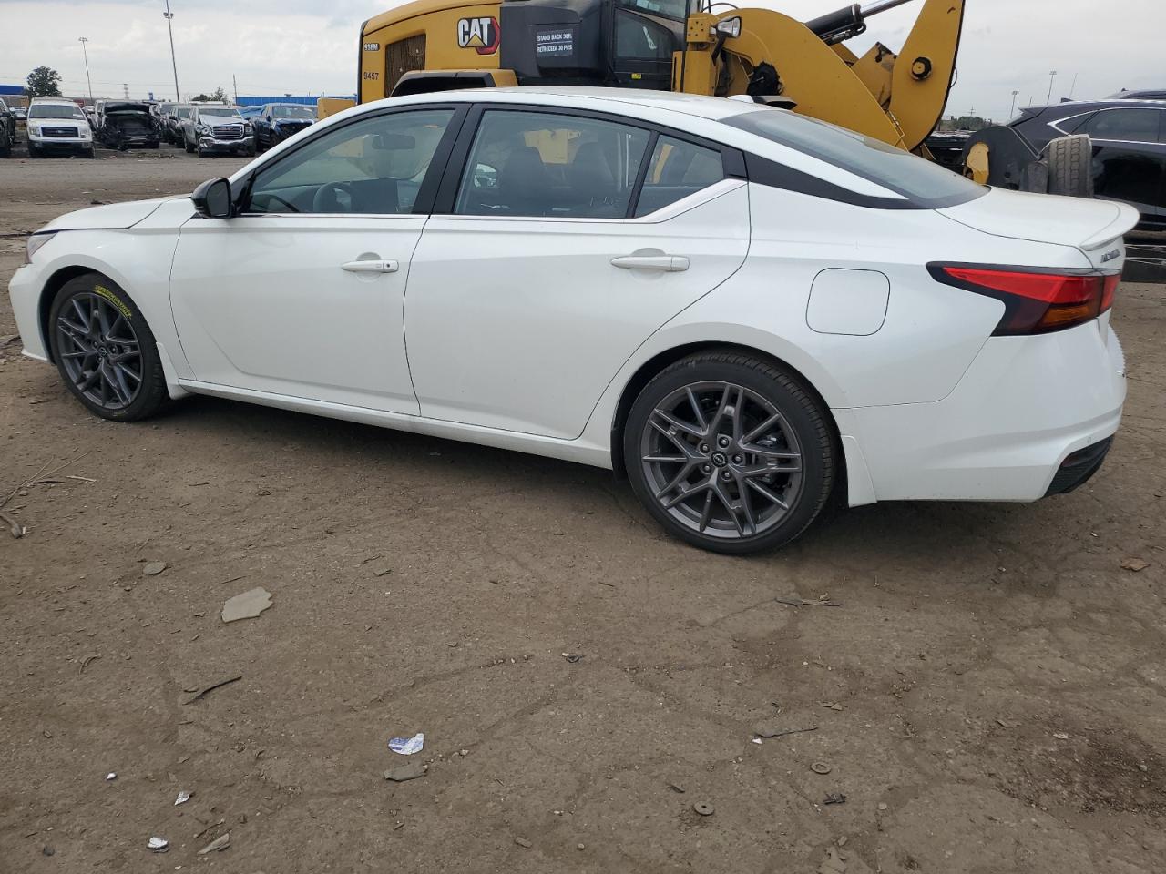 Image 2 of 2023 NISSAN ALTIMA SR 2023 with VIN 1N4AL4CV2PN360190