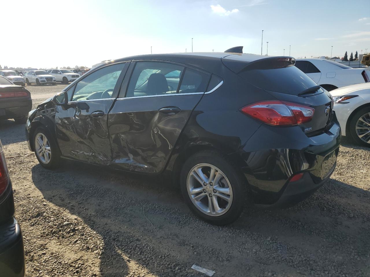 Изображение 2 2017 CHEVROLET CRUZE LT 2017 с VIN 3G1BE6SM1HS605039