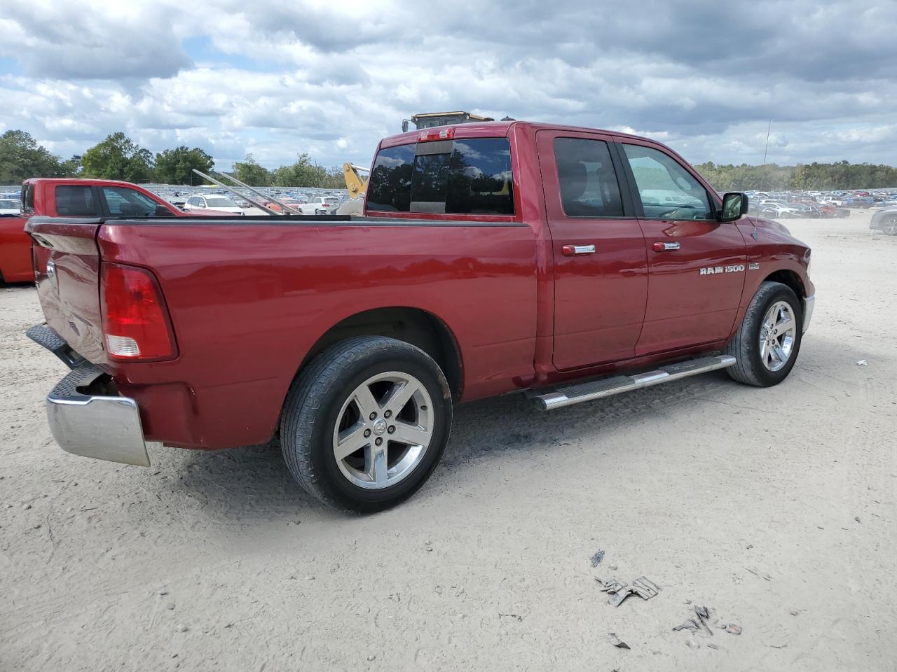 Изображение 3 2011 DODGE RAM 1500  2011 с VIN 1D7RB1GT2BS569842