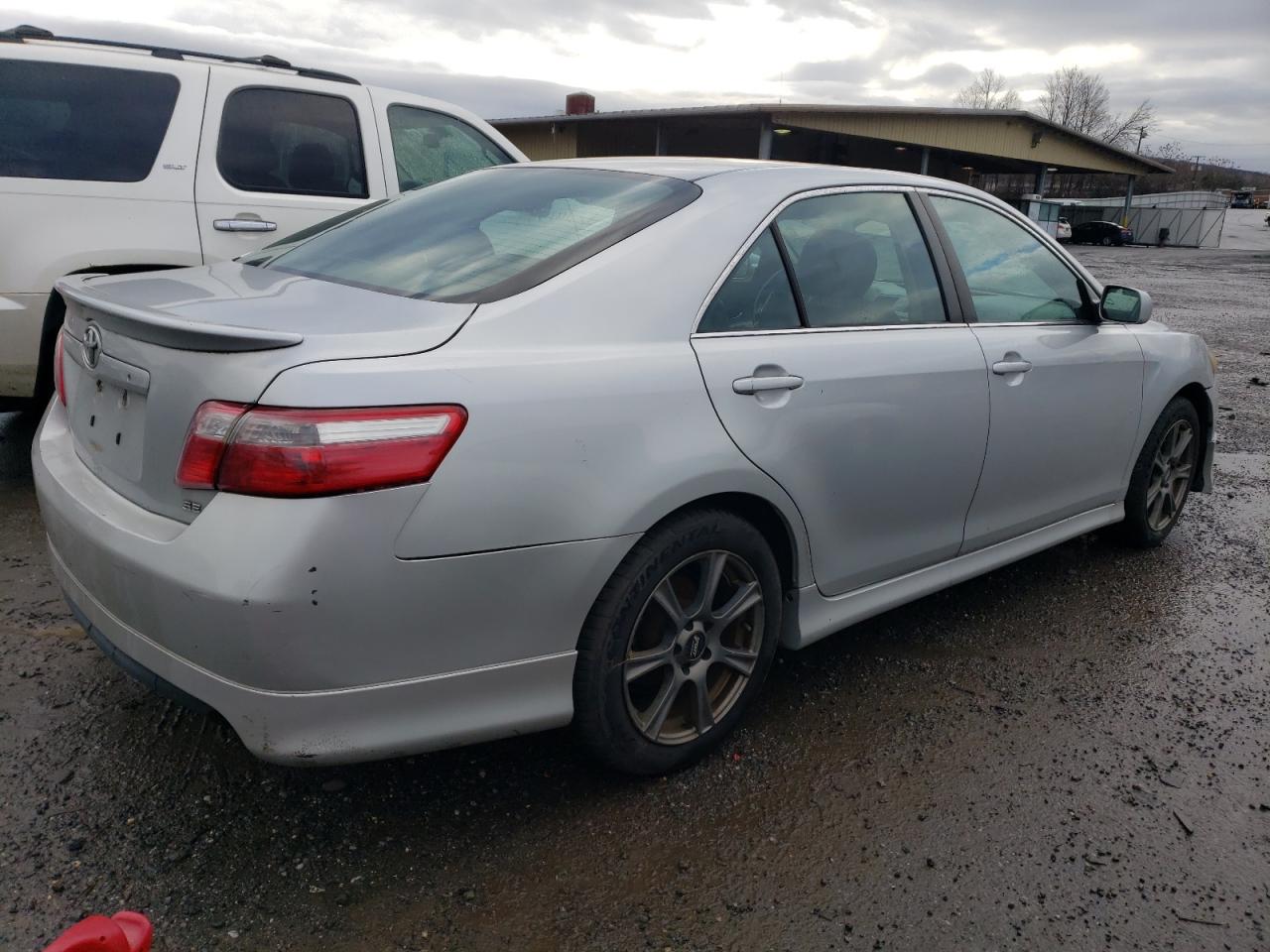 Image 3 of 2007 TOYOTA CAMRY LE 2007 with VIN 4T1BK46K87U019378