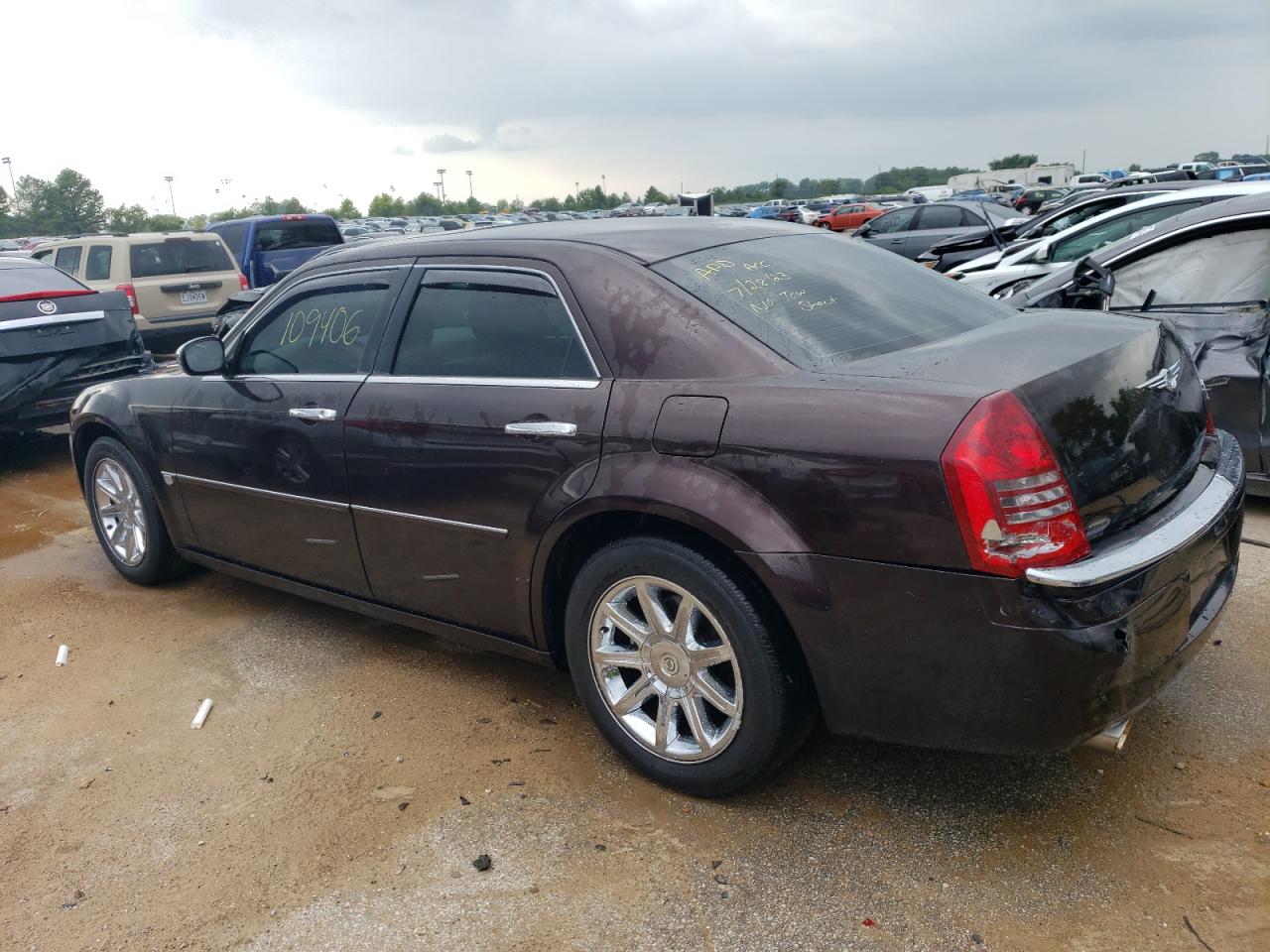 Image 2 of 2005 CHRYSLER 300C  2005 with VIN 2C3AA63H15H525596