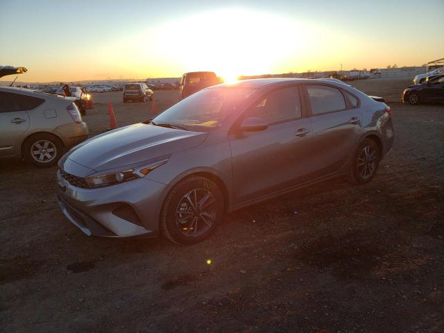 Изображение 1 2024 KIA FORTE LX 2024 с VIN 3KPF24AD5RE699661