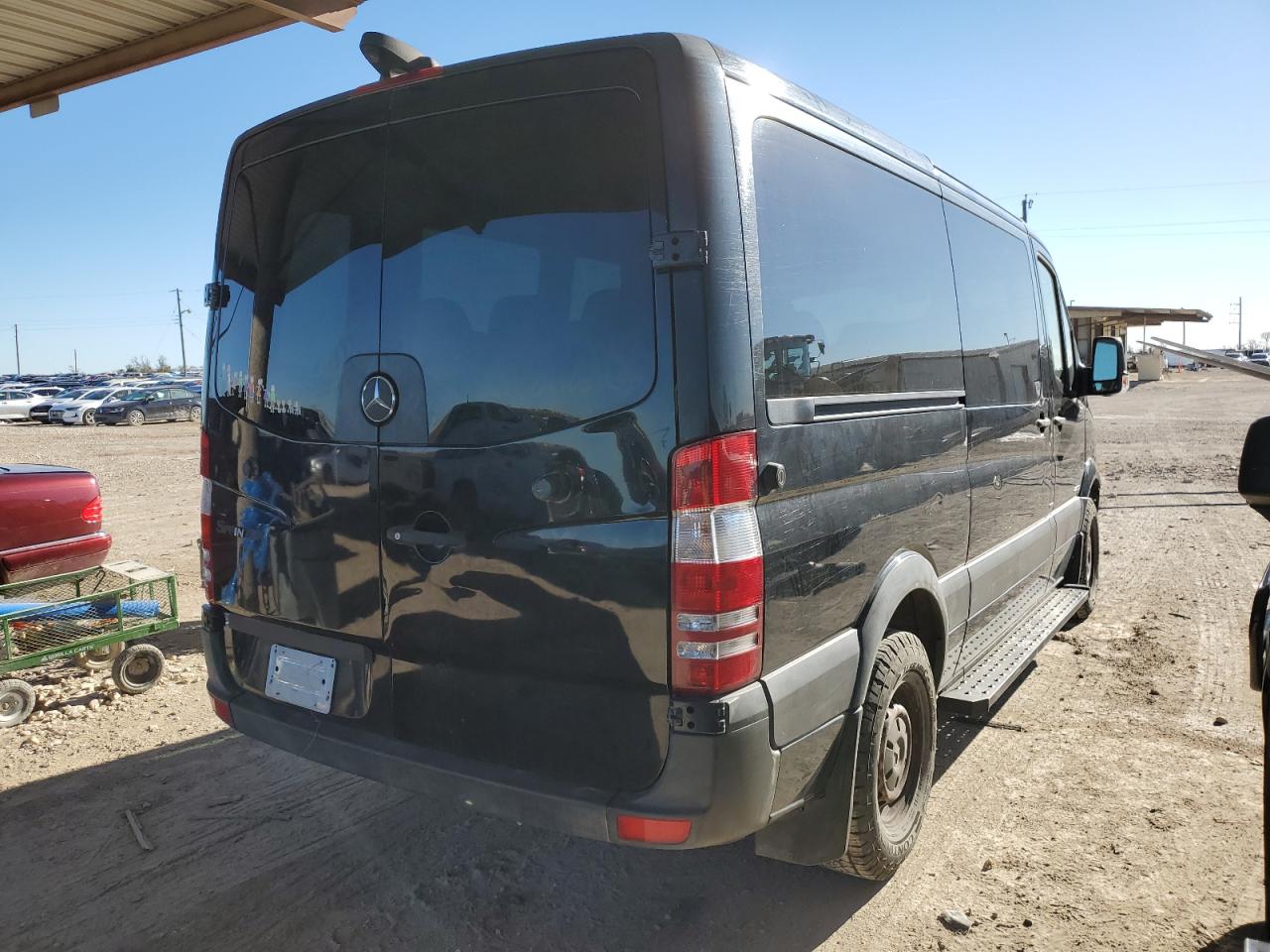 Image 3 of 2015 MERCEDES-BENZ SPRINTER 2500 2015 with VIN WDZPE7DCXF5976070
