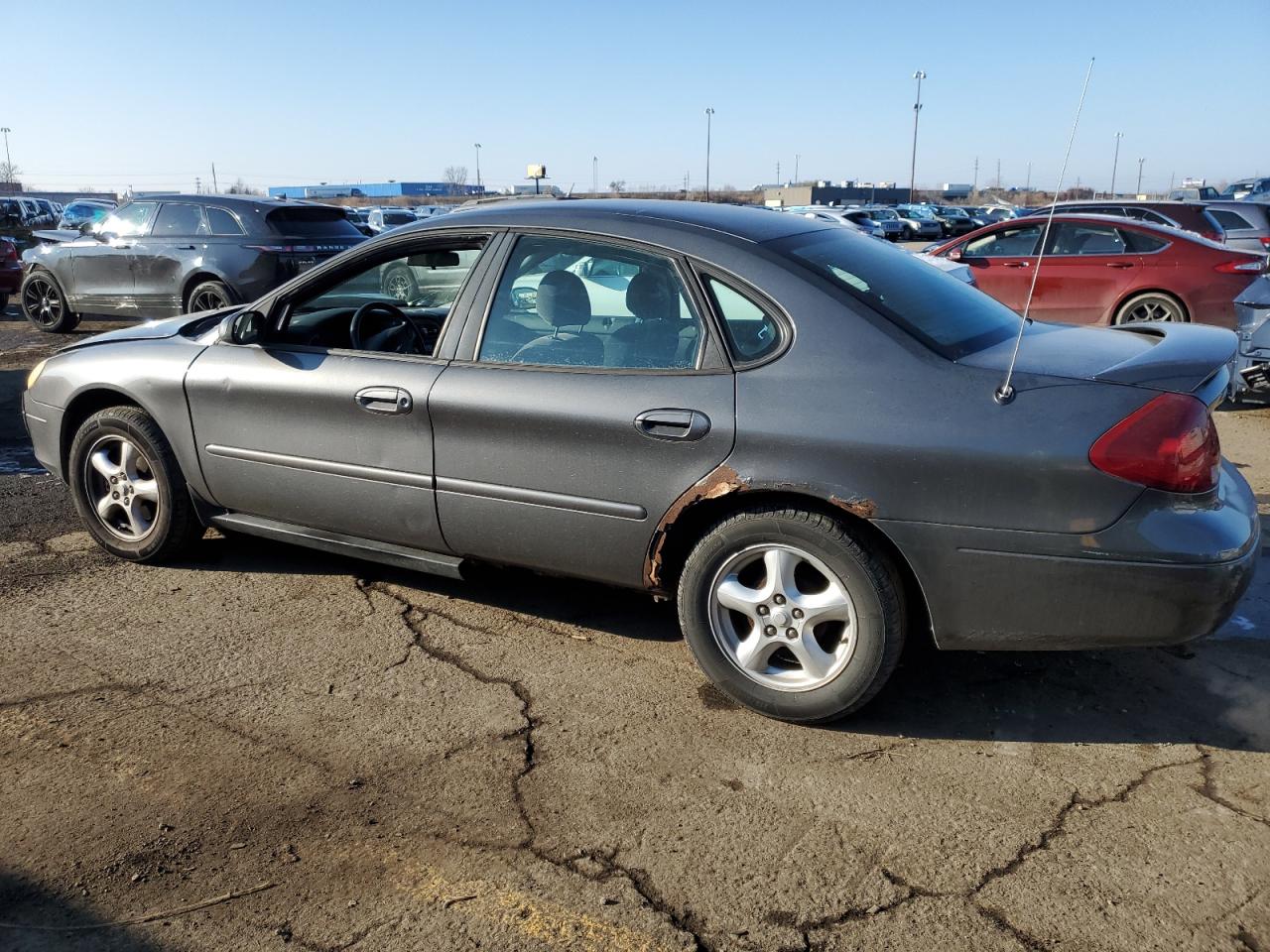 Изображение 2 2003 FORD TAURUS SE 2003 с VIN 1FAFP53223G160057