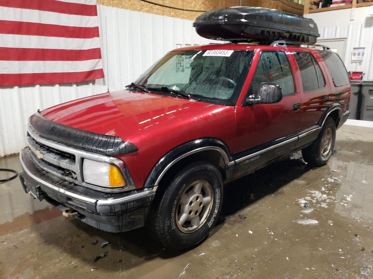 Obraz 1 z 1996 CHEVROLET BLAZER  1996 z VIN 1GNDT13W0T2301530