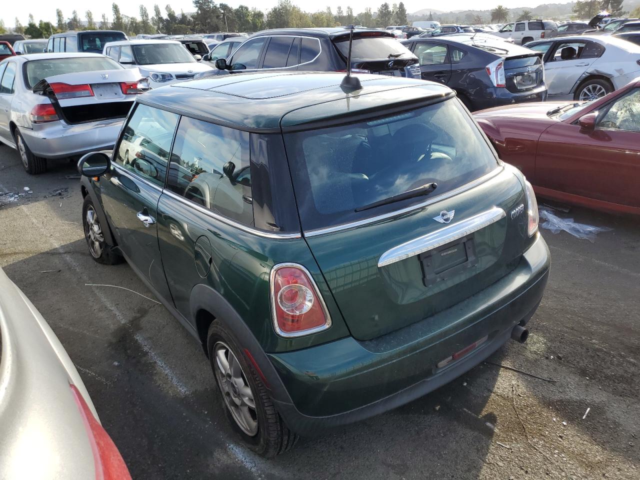 Obraz 2 z 2013 MINI COOPER  2013 z VIN WMWSU3C53DT691032