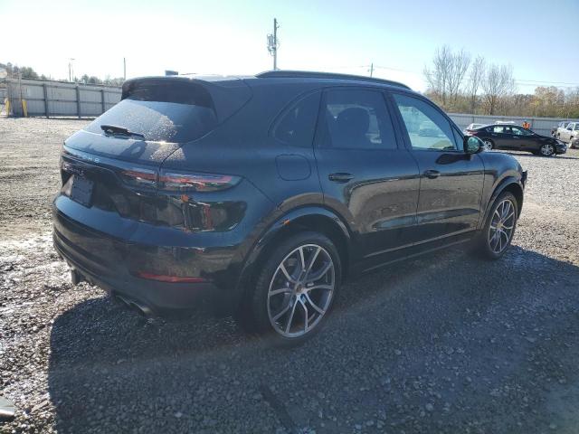 Obraz 3 z 2019 PORSCHE CAYENNE S 2019 z VIN WP1AB2AY6KDA60857