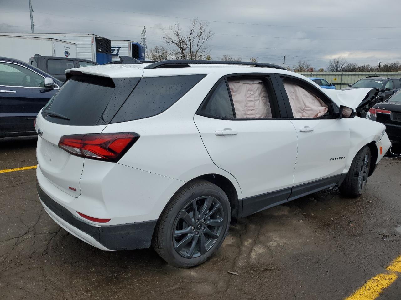 Image 3 of 2023 CHEVROLET EQUINOX RS 2023 with VIN 3GNAXMEG1PS190270