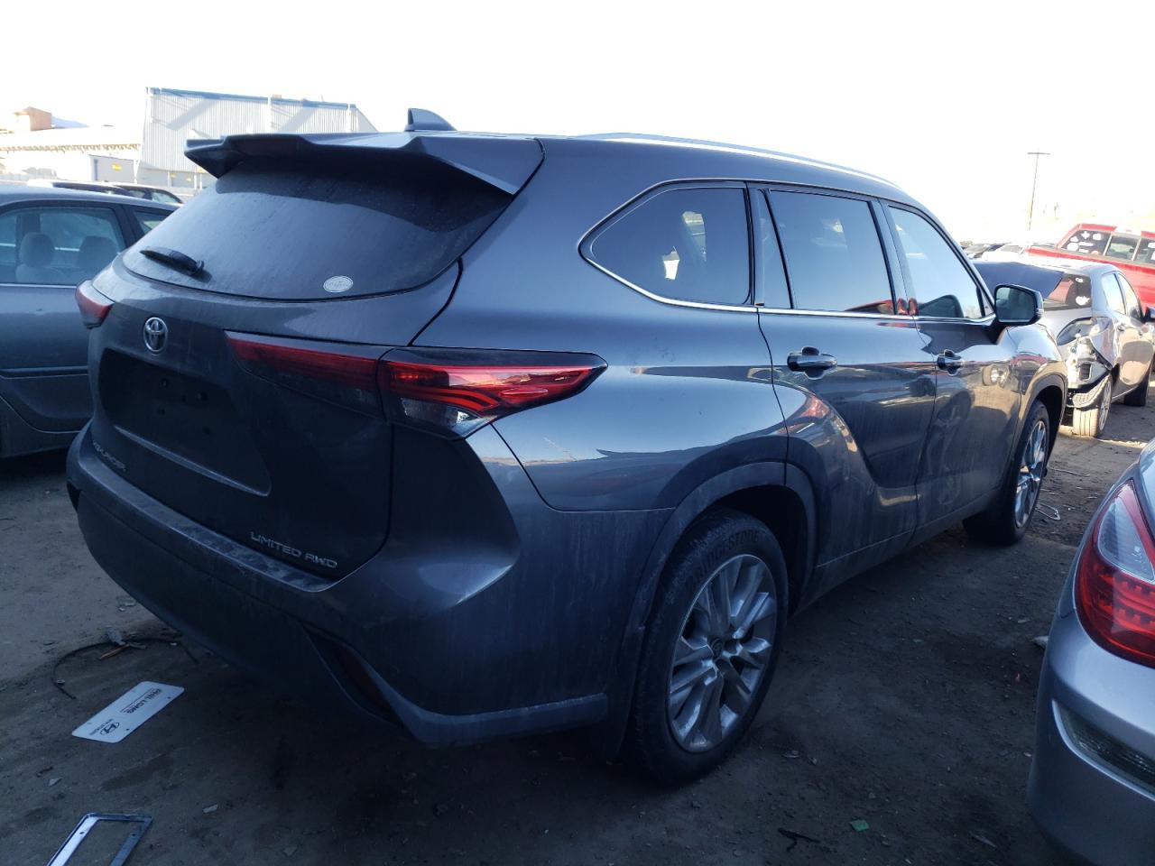 Obraz 3 z 2022 TOYOTA HIGHLANDER LIMITED 2022 z VIN 5TDDZRBH0NS194113