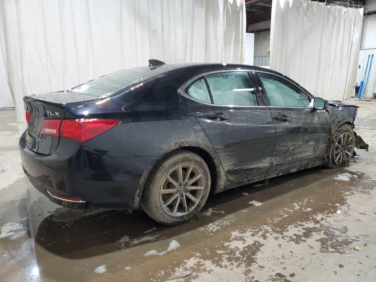 Obraz 3 z 2020 ACURA TLX  2020 z VIN 19UUB1F32LA000293
