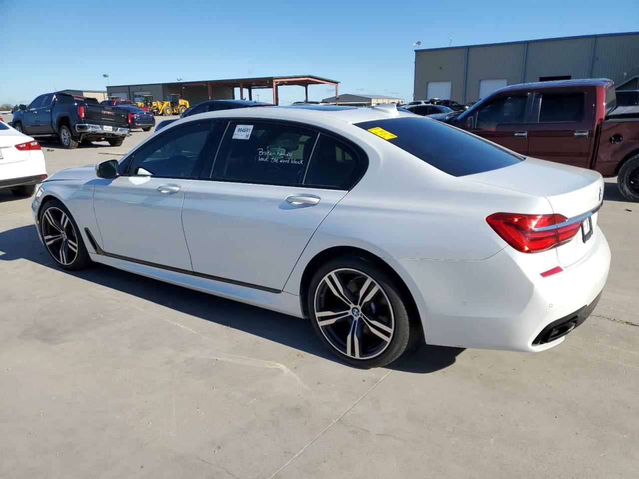 Obraz 2 z 2017 BMW 750 I 2017 z VIN WBA7F0C59HGM21235