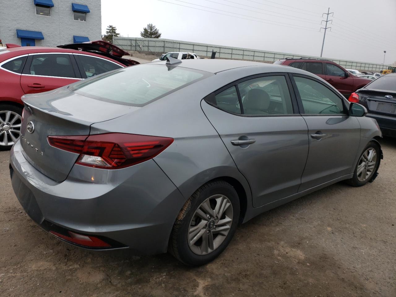 Image 3 of 2019 HYUNDAI ELANTRA SEL 2019 with VIN KMHD84LF0KU767713