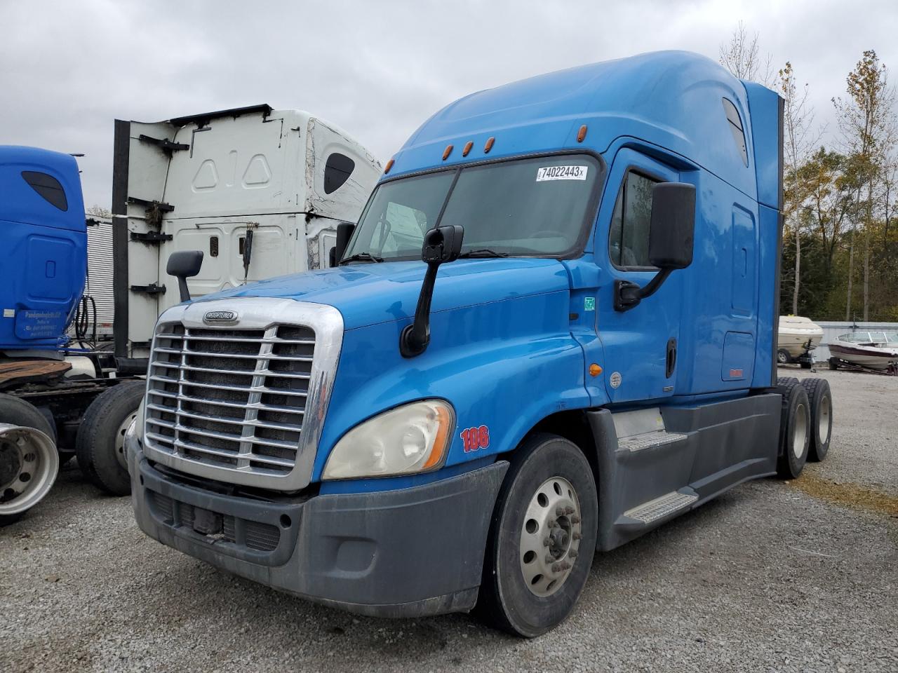 Obraz 2 z 2017 FREIGHTLINER CASCADIA 125  2017 z VIN 1FUJGLDR9HLHX2271