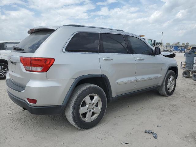 Obraz 3 z 2013 JEEP GRAND CHEROKEE LAREDO 2013 z VIN 1C4RJEAG9DC615731