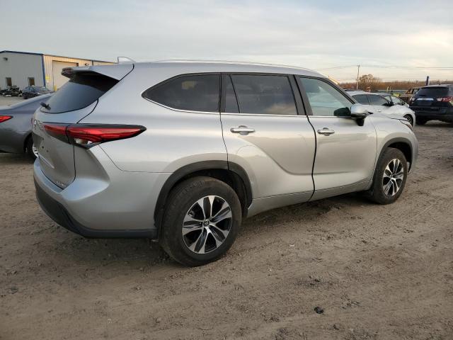 Image 3 of 2023 TOYOTA HIGHLANDER L 2023 with VIN 5TDKDRBH3PS028578