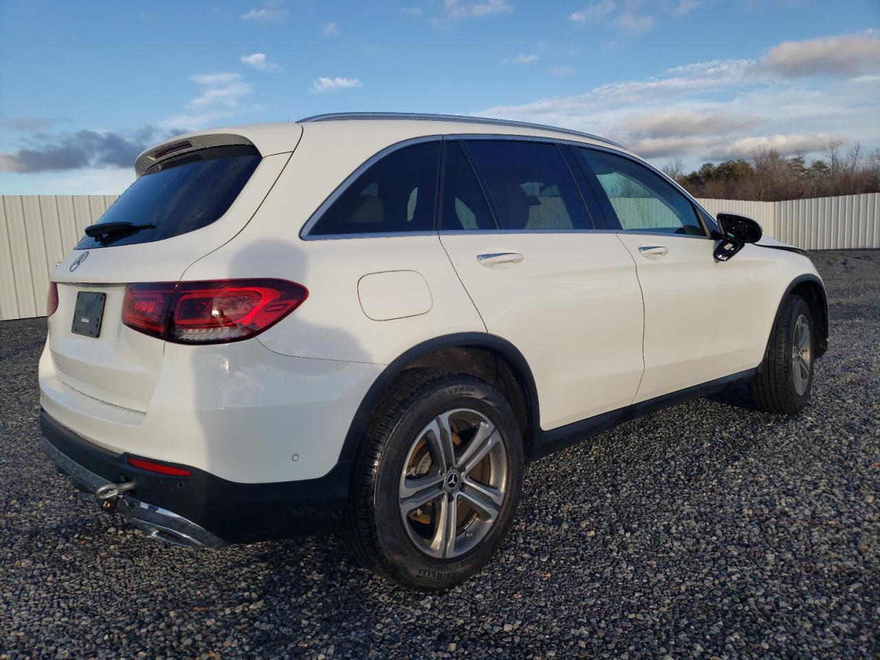 Obraz 3 z 2022 MERCEDES-BENZ GLC 300 2022 z VIN W1N0G8DB6NV387632