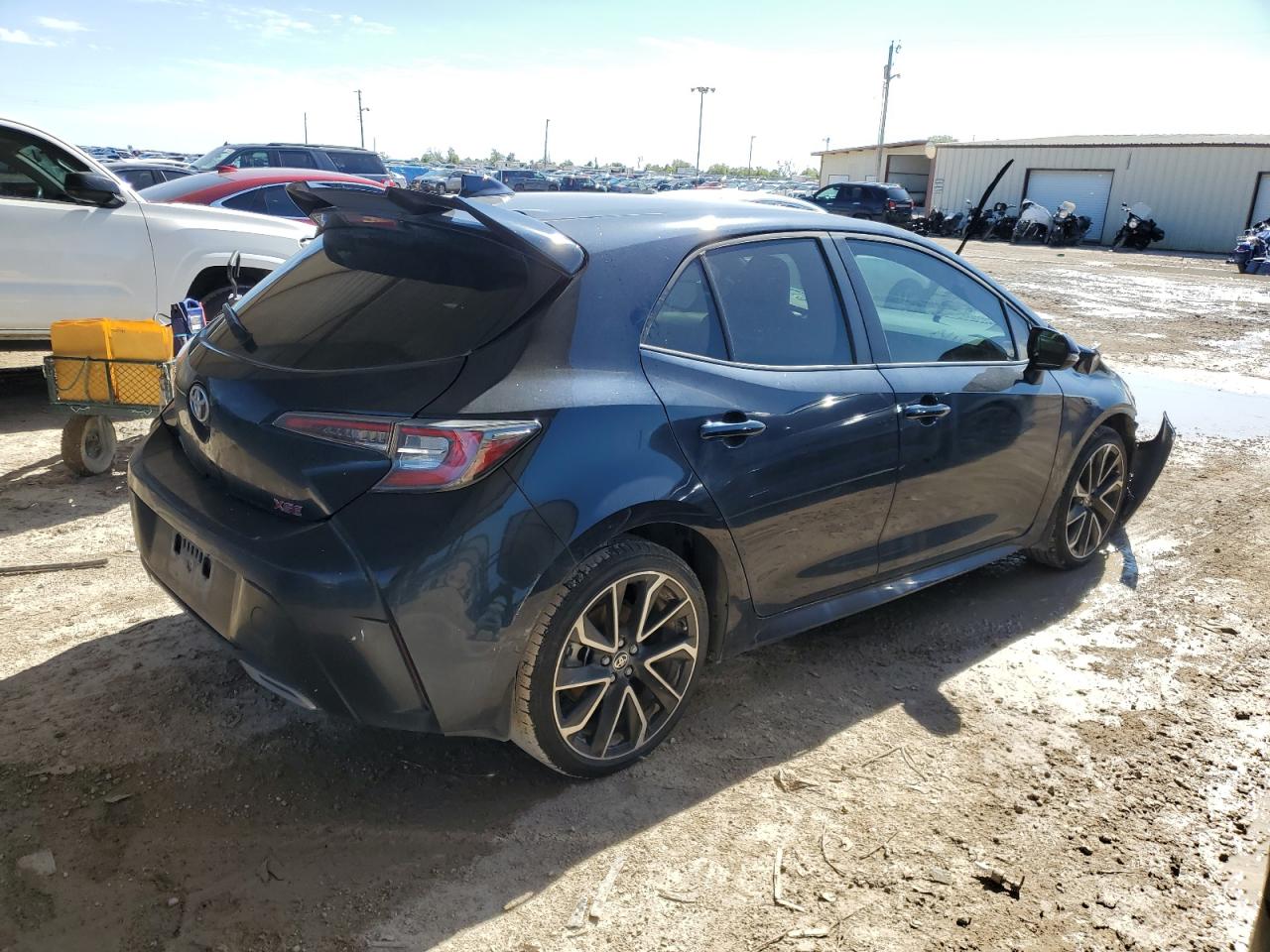 Изображение 3 2020 TOYOTA COROLLA XSE 2020 с VIN JTNA4RBE2L3074850