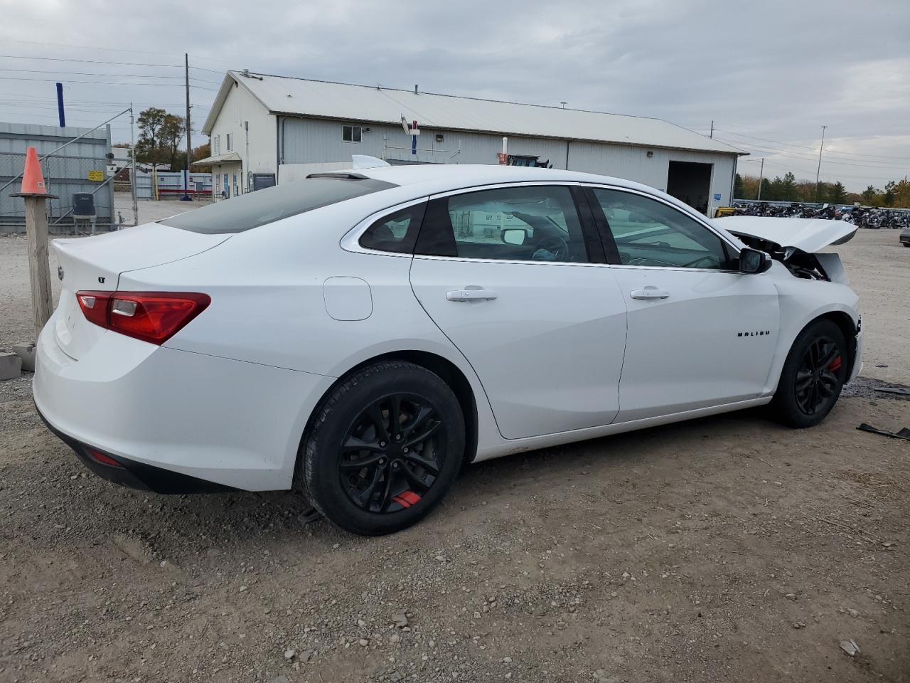 Image 3 of 2018 CHEVROLET MALIBU LT 2018 with VIN 1G1ZD5STXJF208202