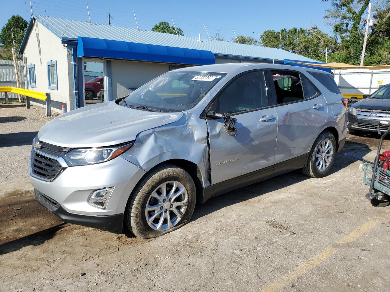 Obraz 1 z 2019 CHEVROLET EQUINOX LS 2019 z VIN 2GNAXHEVXK6102586