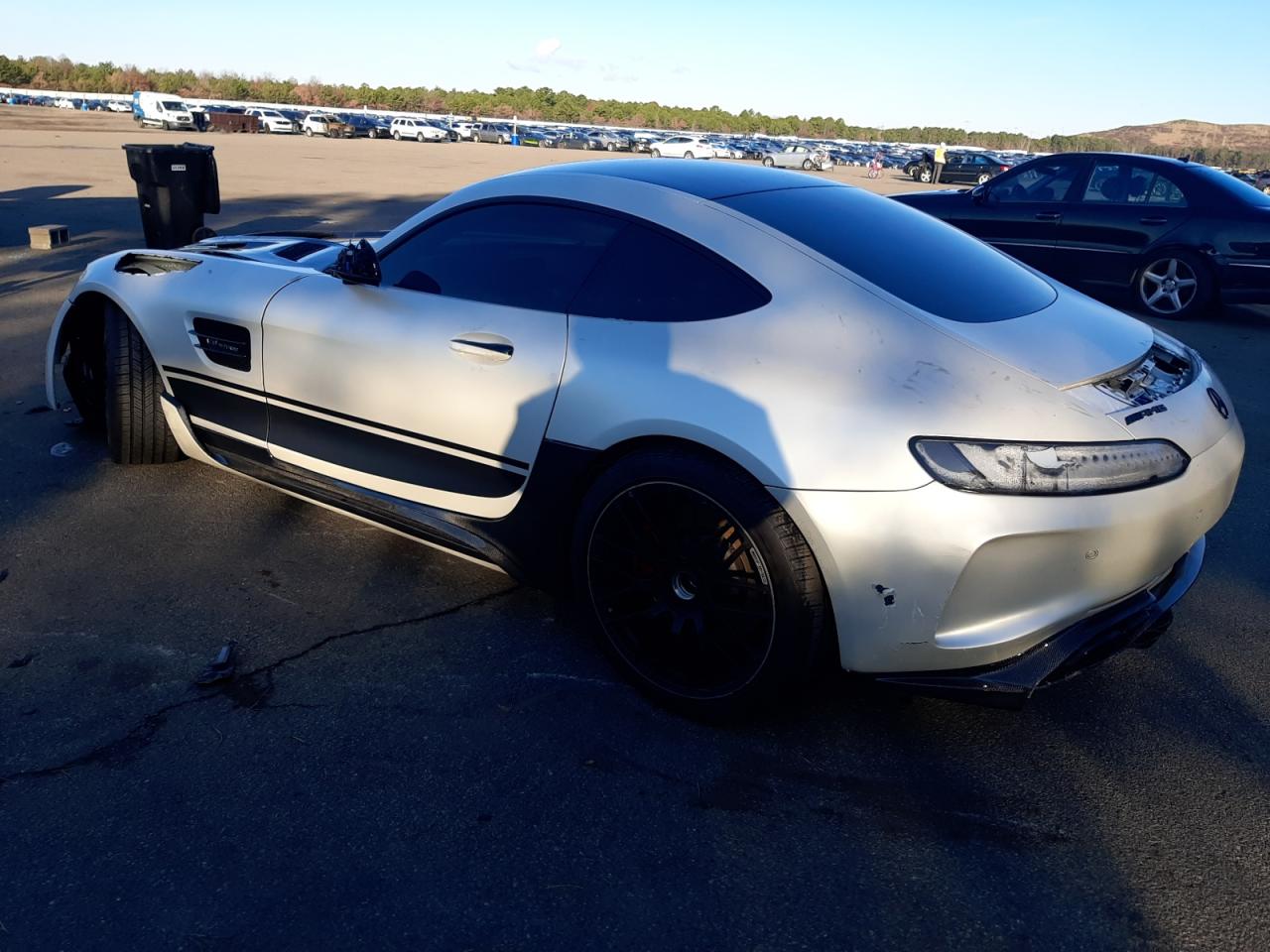 Image 2 of 2016 MERCEDES-BENZ AMG GT S 2016 with VIN WDDYJ7JA5GA007519