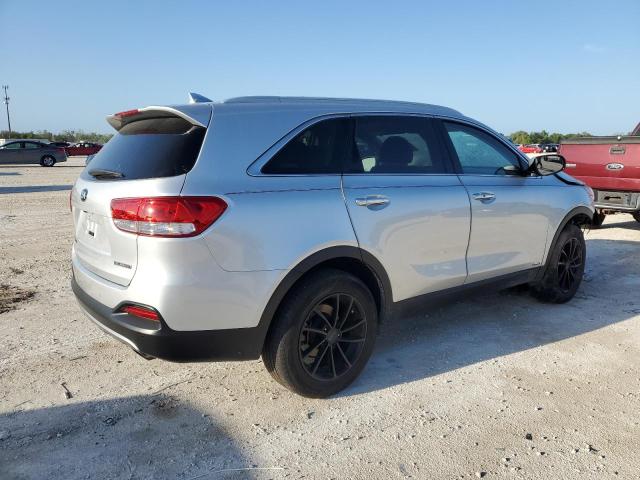 Image 3 of 2018 KIA SORENTO EX 2018 with VIN 5XYPHDA15JG358874