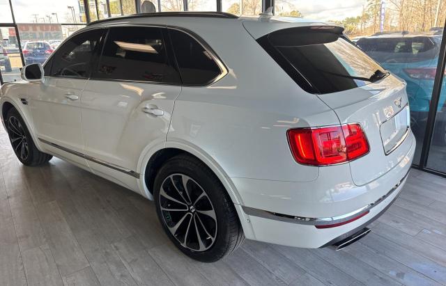 Изображение 3 2017 BENTLEY BENTAYGA  2017 с VIN SJAAC2ZV7HC013460