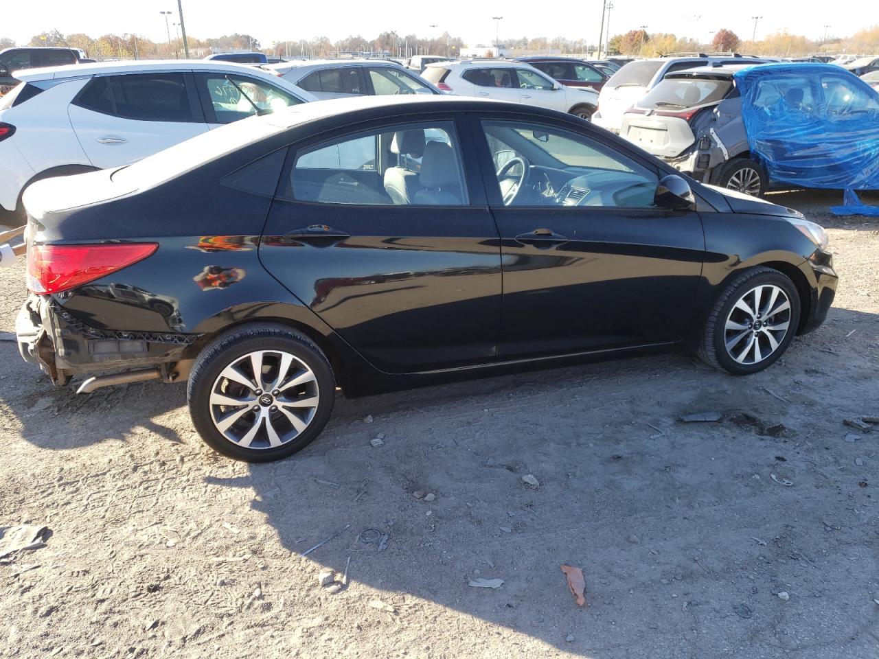 Image 3 of 2017 HYUNDAI ACCENT SE 2017 with VIN KMHCT4AE7HU358847