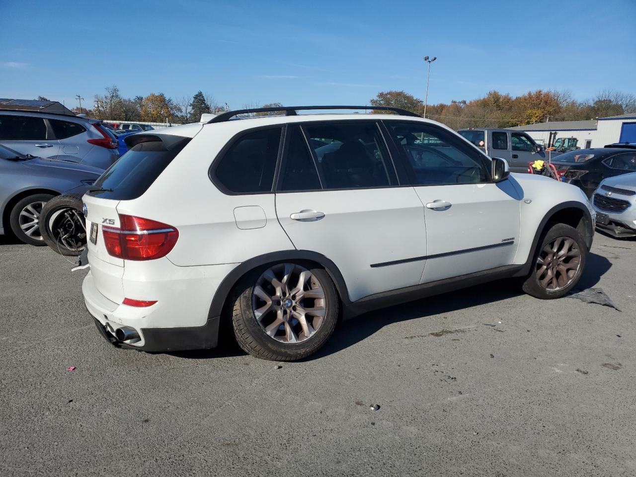 Изображение 3 2013 BMW X5 XDRIVE35I 2013 с VIN 5UXZV4C59DL994478