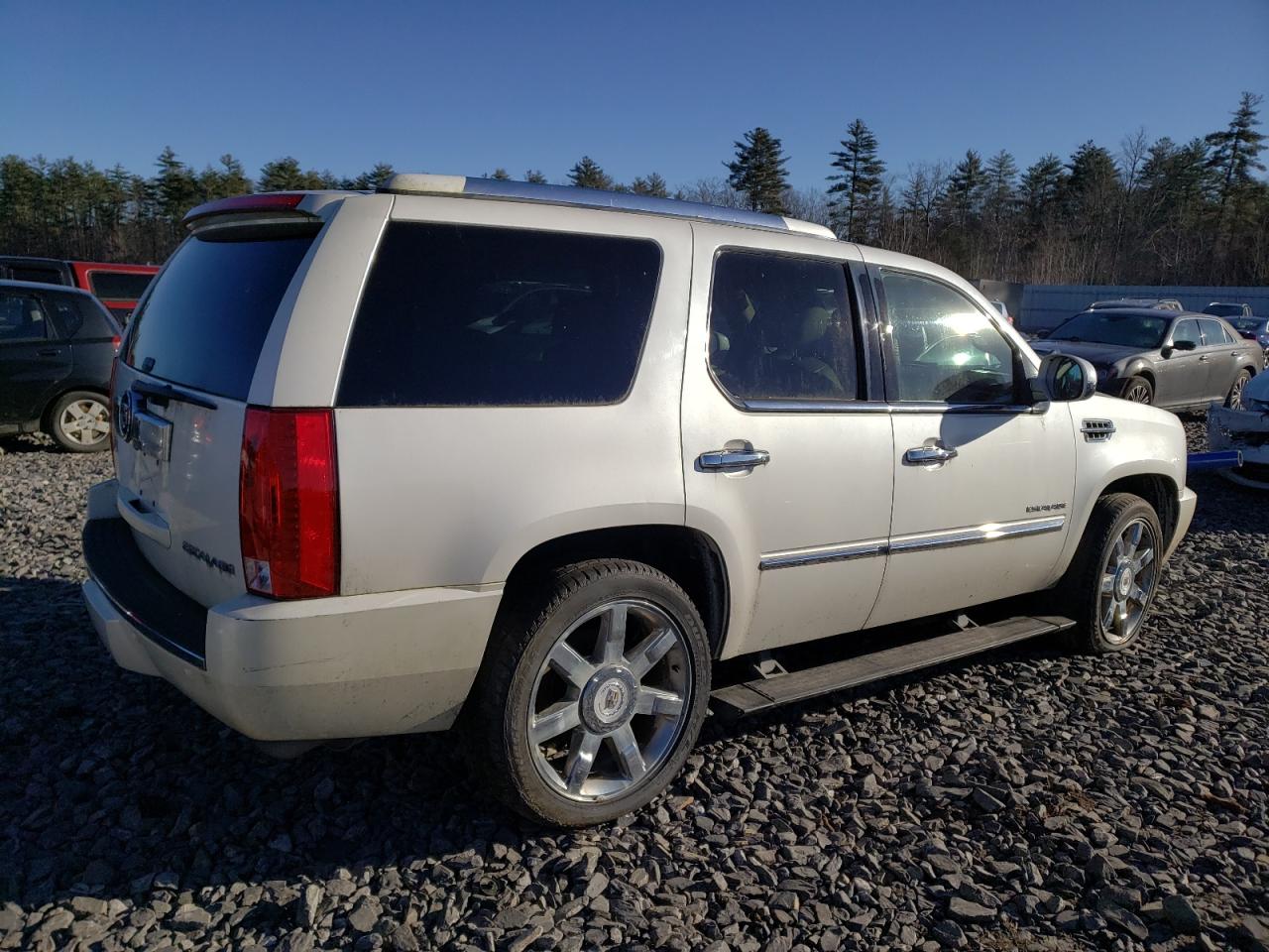 Изображение 3 2010 CADILLAC ESCALADE PREMIUM 2010 с VIN 1GYUKCEF3AR176249