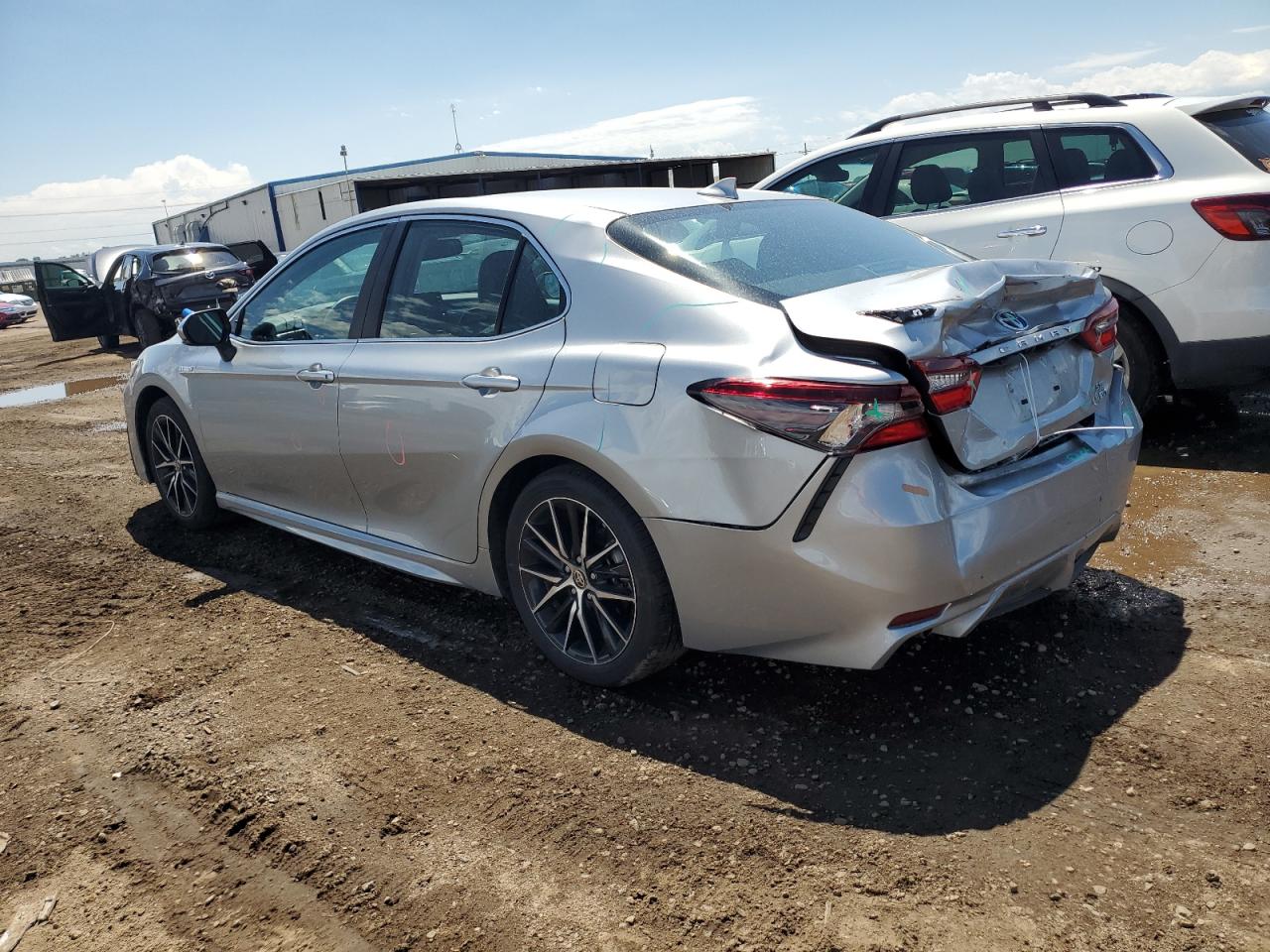 Obraz 2 z 2021 TOYOTA CAMRY SE 2021 z VIN 4T1S31AK2MU023960