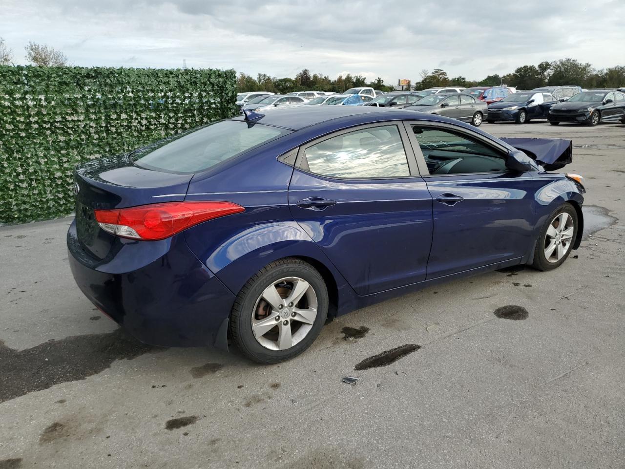 Изображение 3 2013 HYUNDAI ELANTRA GLS 2013 с VIN 5NPDH4AE4DH433874