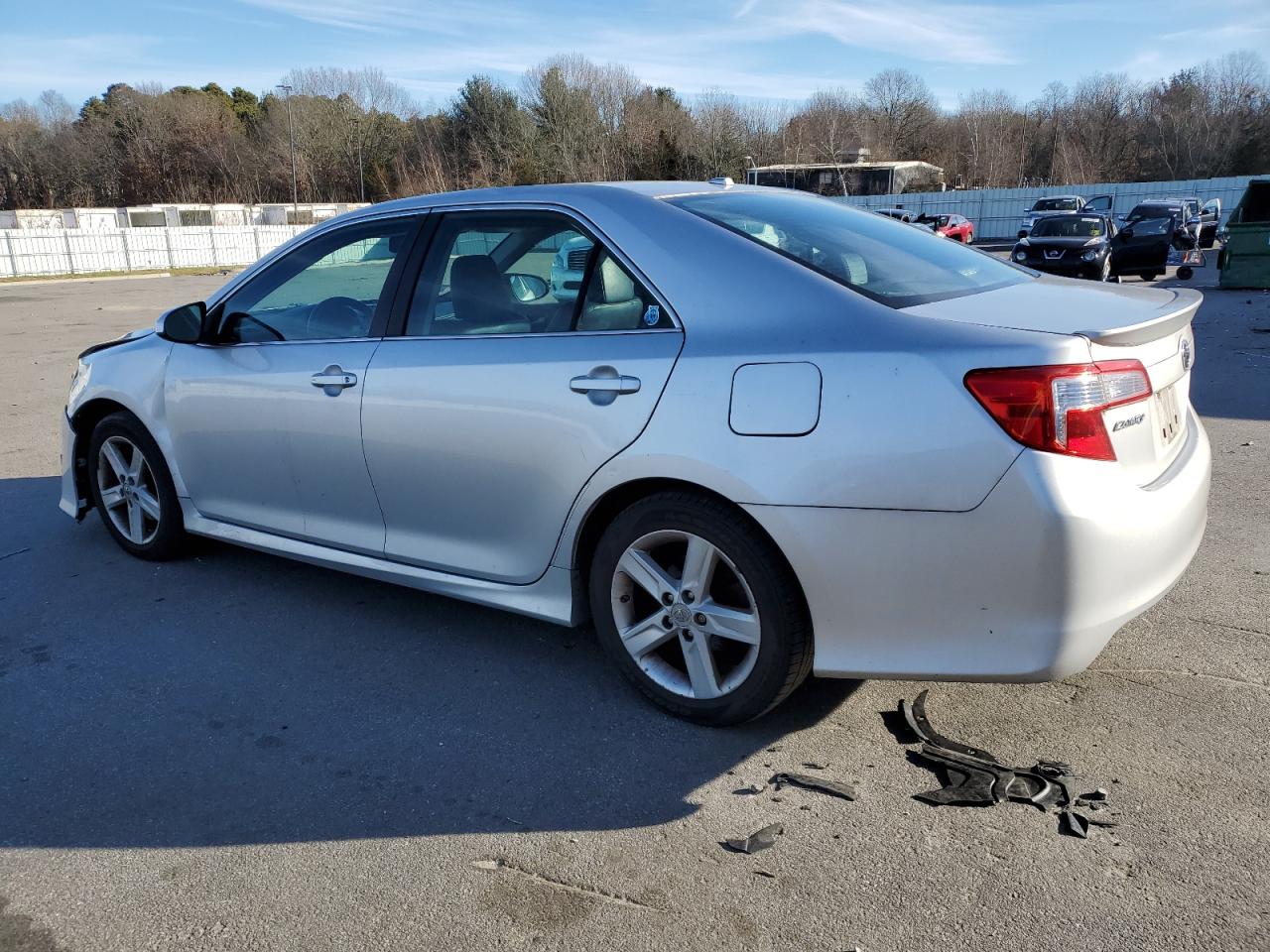 Изображение 2 2012 TOYOTA CAMRY BASE 2012 с VIN 4T1BF1FK0CU030713