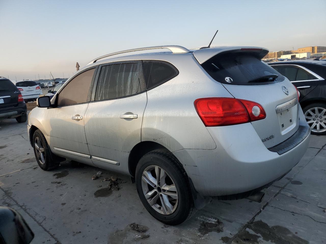 Image 2 of 2013 NISSAN ROGUE S 2013 with VIN JN8AS5MT3DW516652