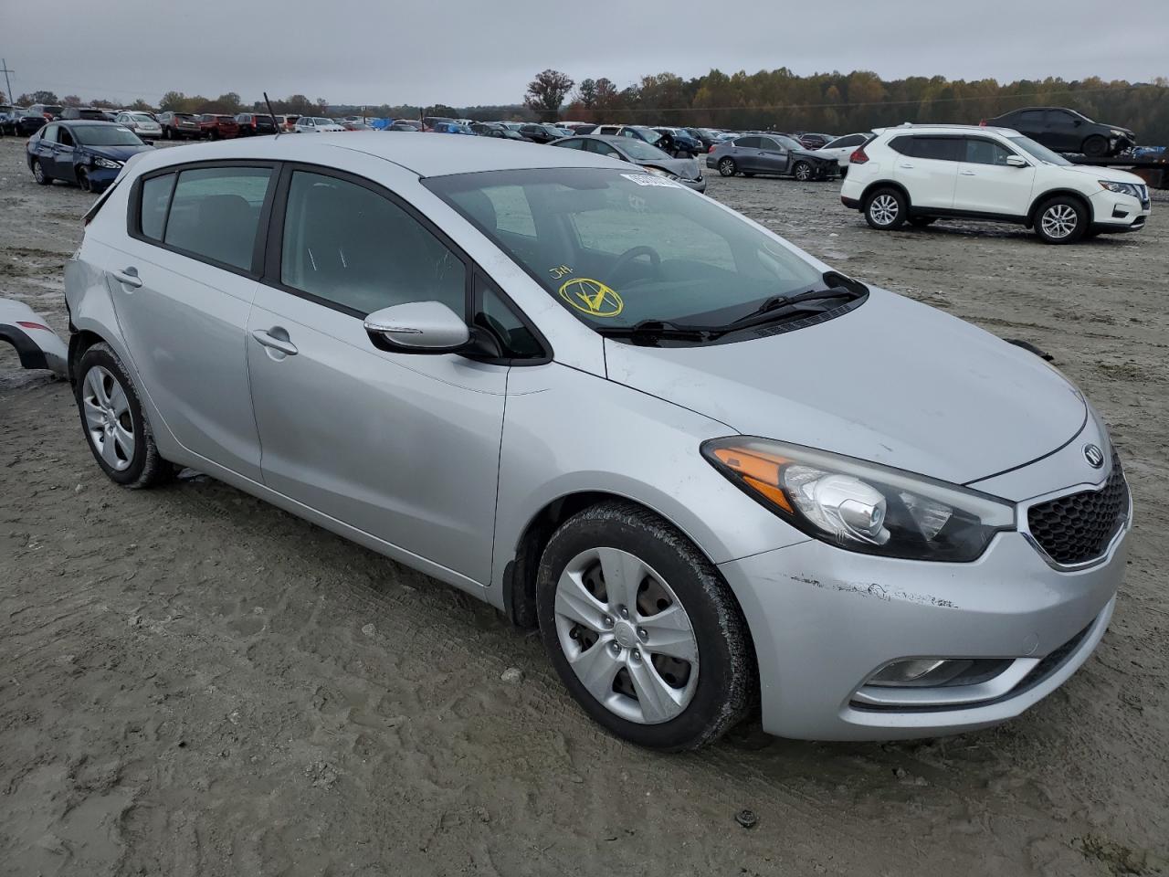 Image 1 of 2016 KIA FORTE LX 2016 with VIN KNAFK5A8XG5639390