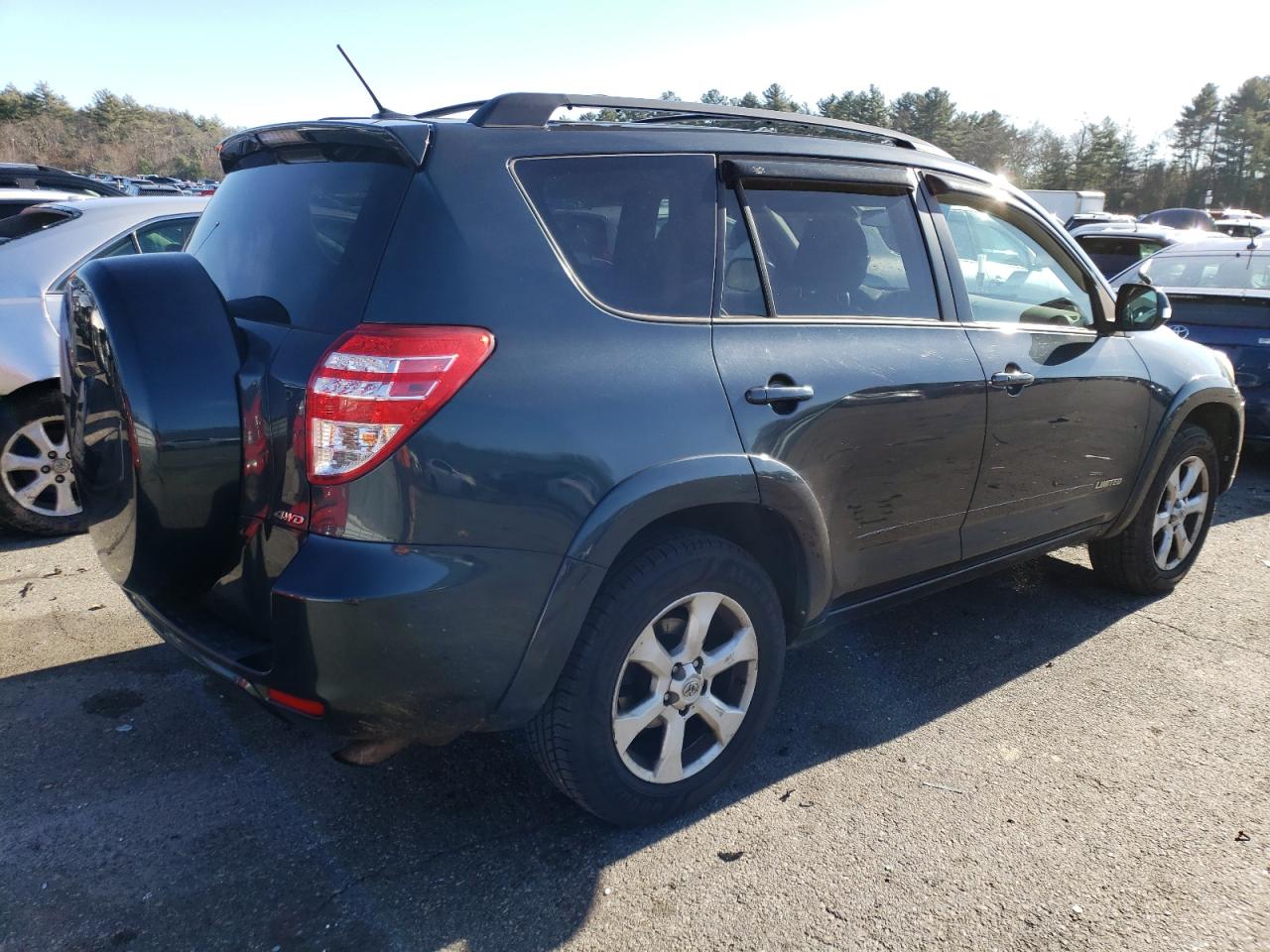 Image 3 of 2011 TOYOTA RAV4 LIMITED 2011 with VIN 2T3DF4DV3BW114103
